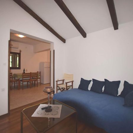 Modern Apartment In Banjole With Pool Екстер'єр фото